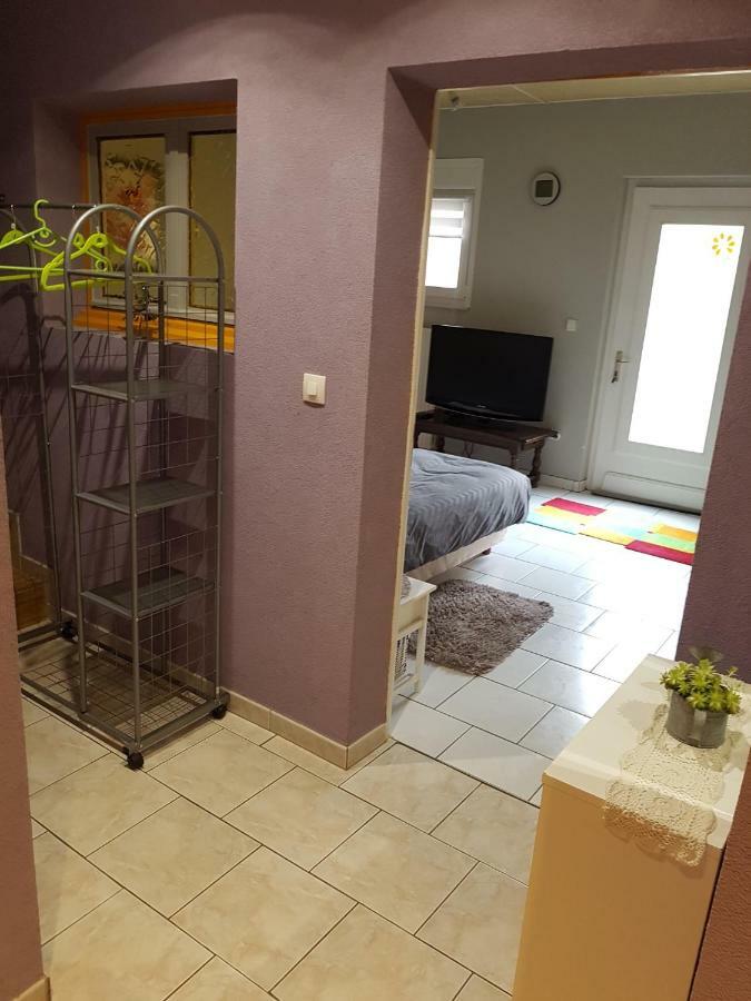 Chez Violette Lejlighed Destry Eksteriør billede